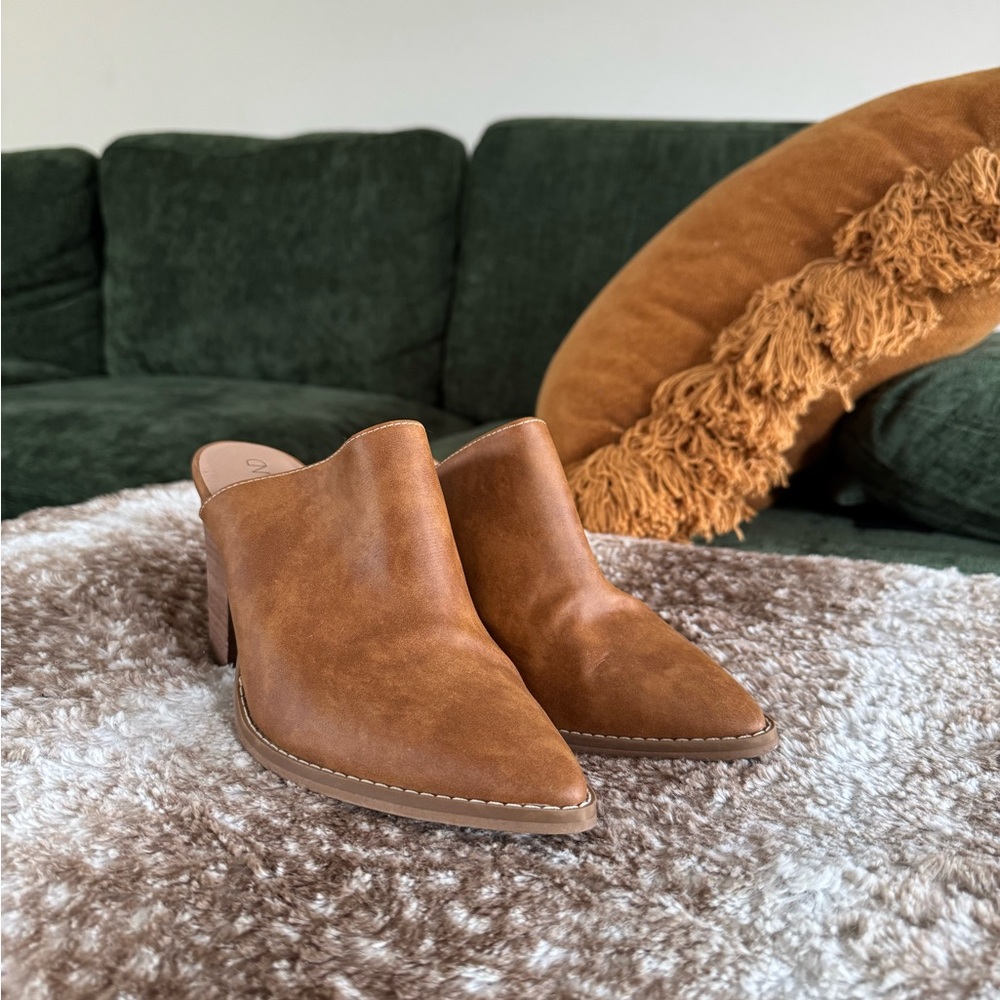 Maya Tan Leather Mules